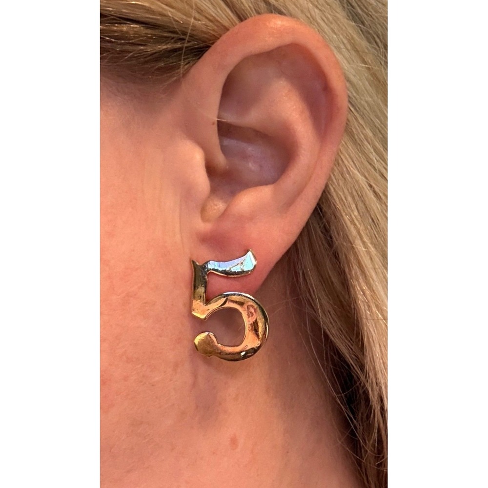 Number 5 Stud Earringsā Women OS Gold Excellent Old English Font Bold